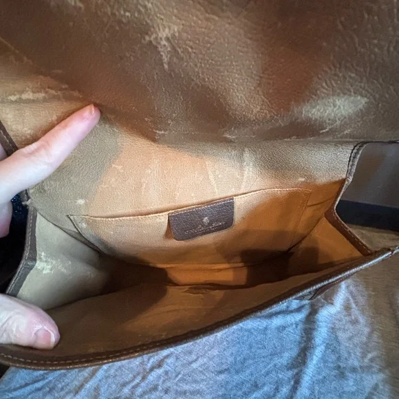 Authentic Vintage Gucci Sherry Line GG Supreme Clutch - Crossbody Chain Included - Picture 9 of 15